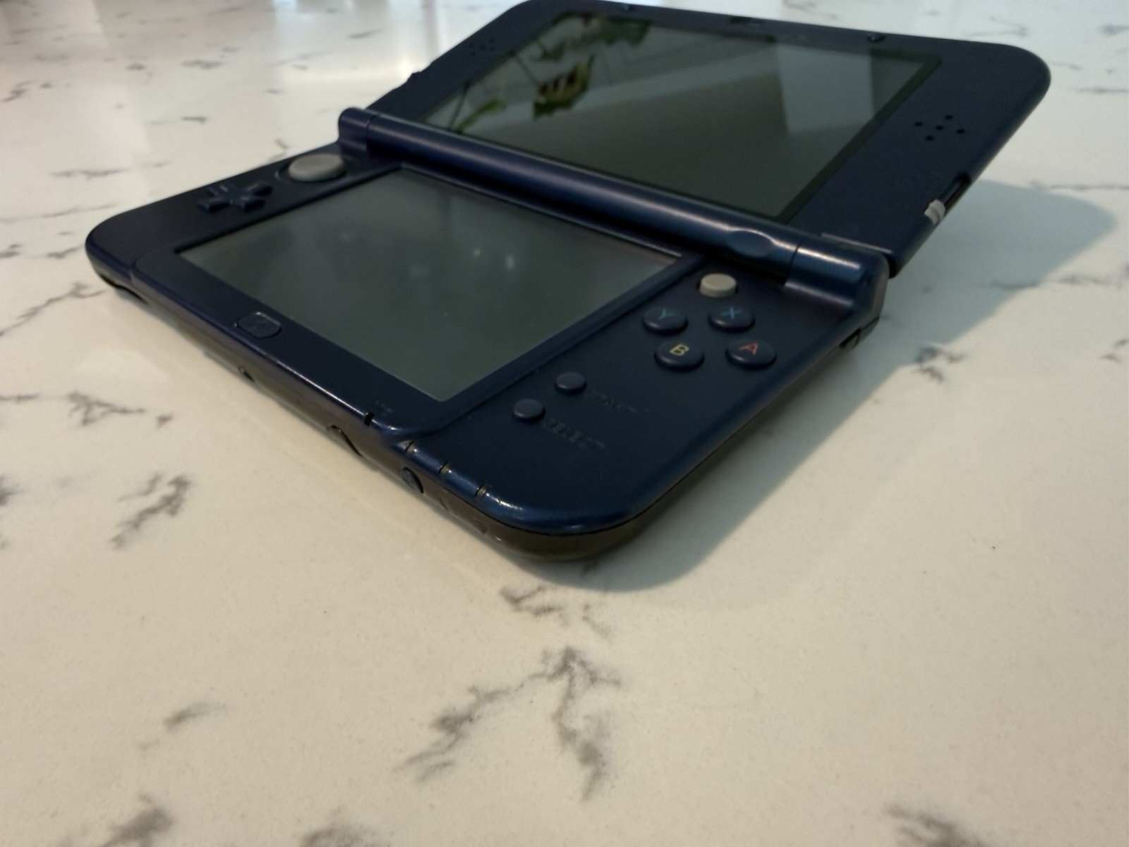 New Nintendo 3DS XL Galaxy – USED – Handheld Console With Charger and Stylus