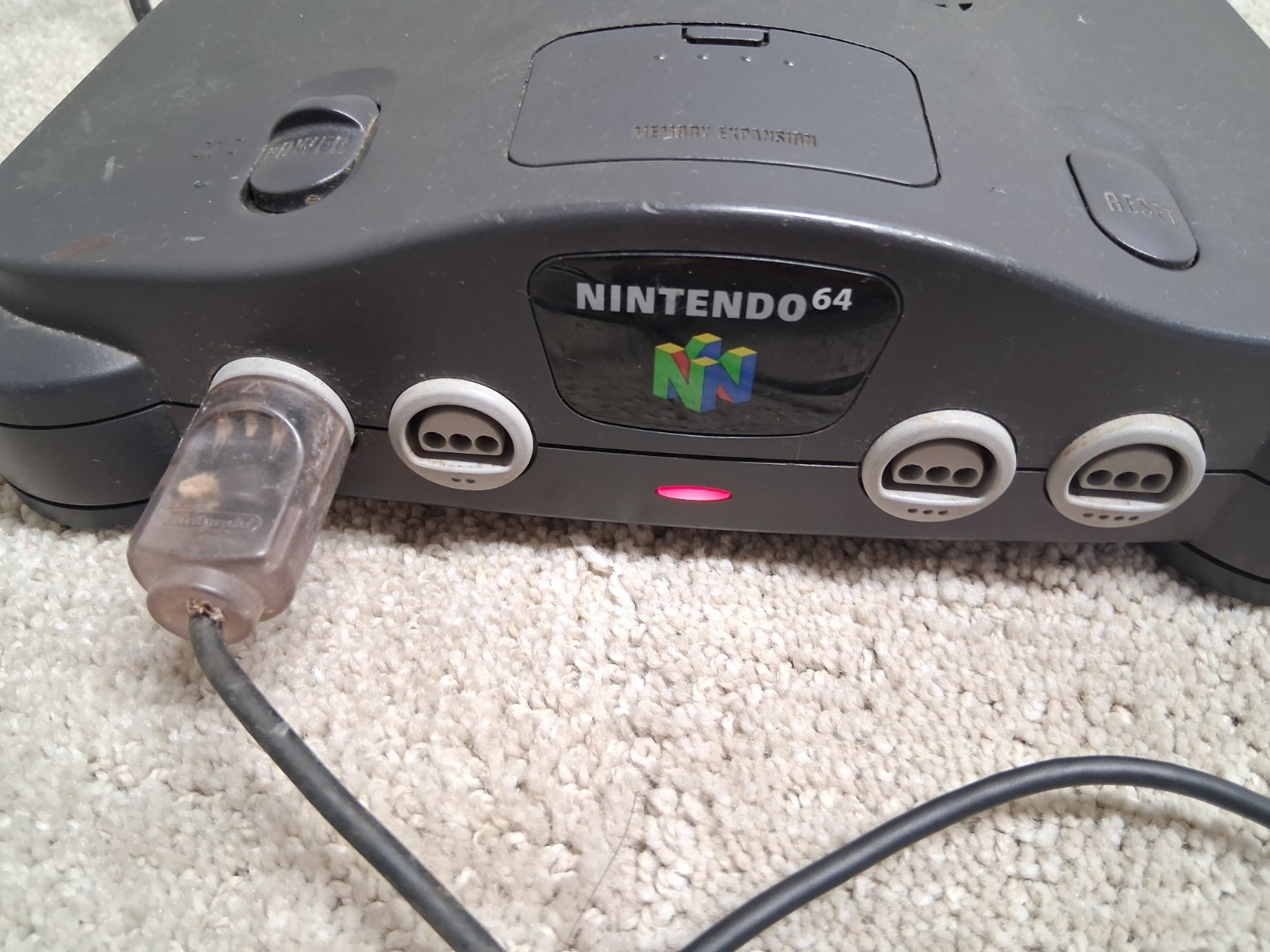 Nintendo 64 N64 Gaming Console System W/ Controller No AV Cord Powers On