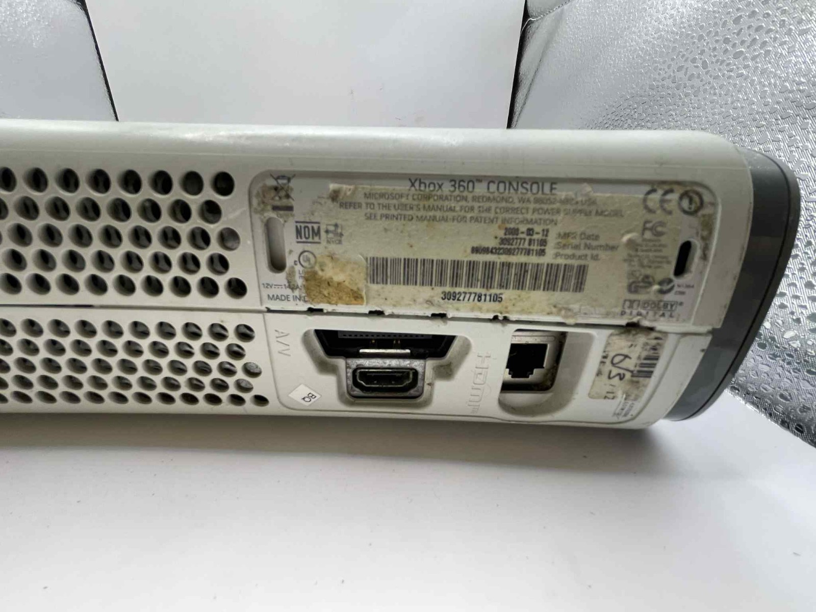 White XBOX 360 Arcade Console Only for Parts – Includes Hard Drive