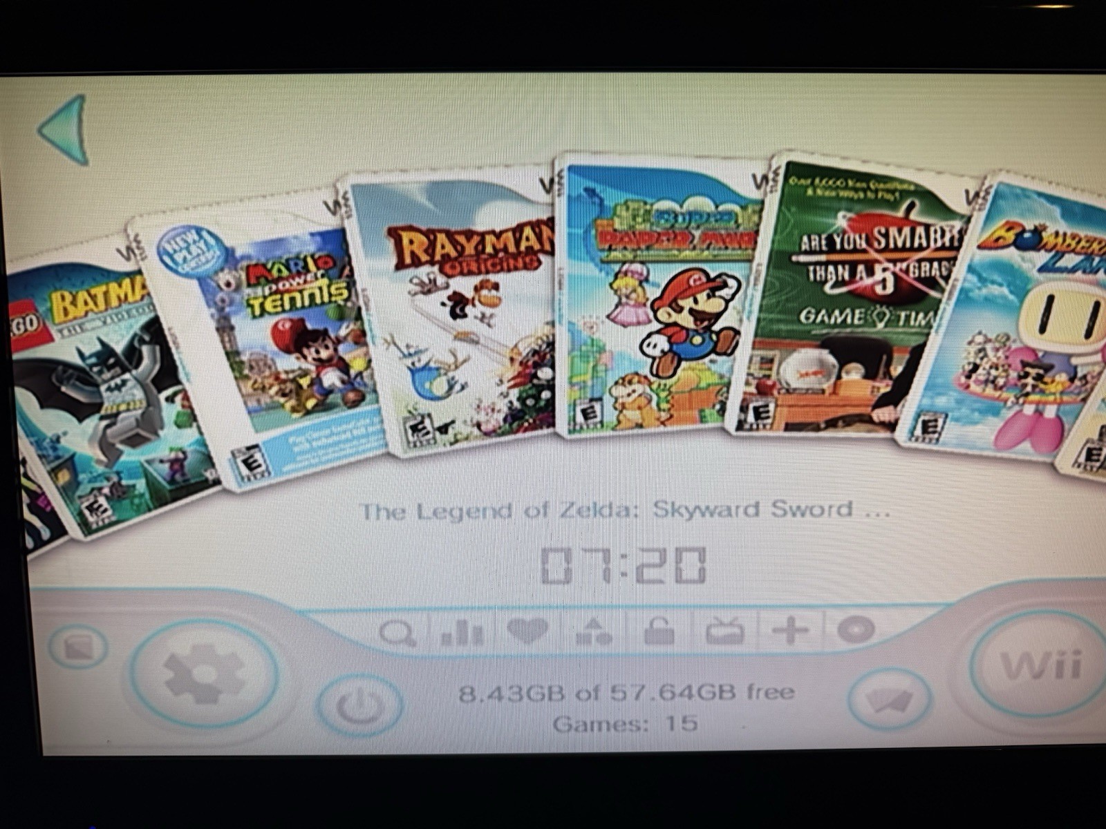 Wii console bundle with 200 games and 1-8 controllers (Please Read Description)