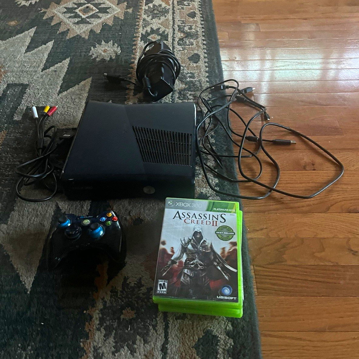 Microsoft Xbox 360 250GB Black Console Bundle w/ Controller, HDMI/AV, Games