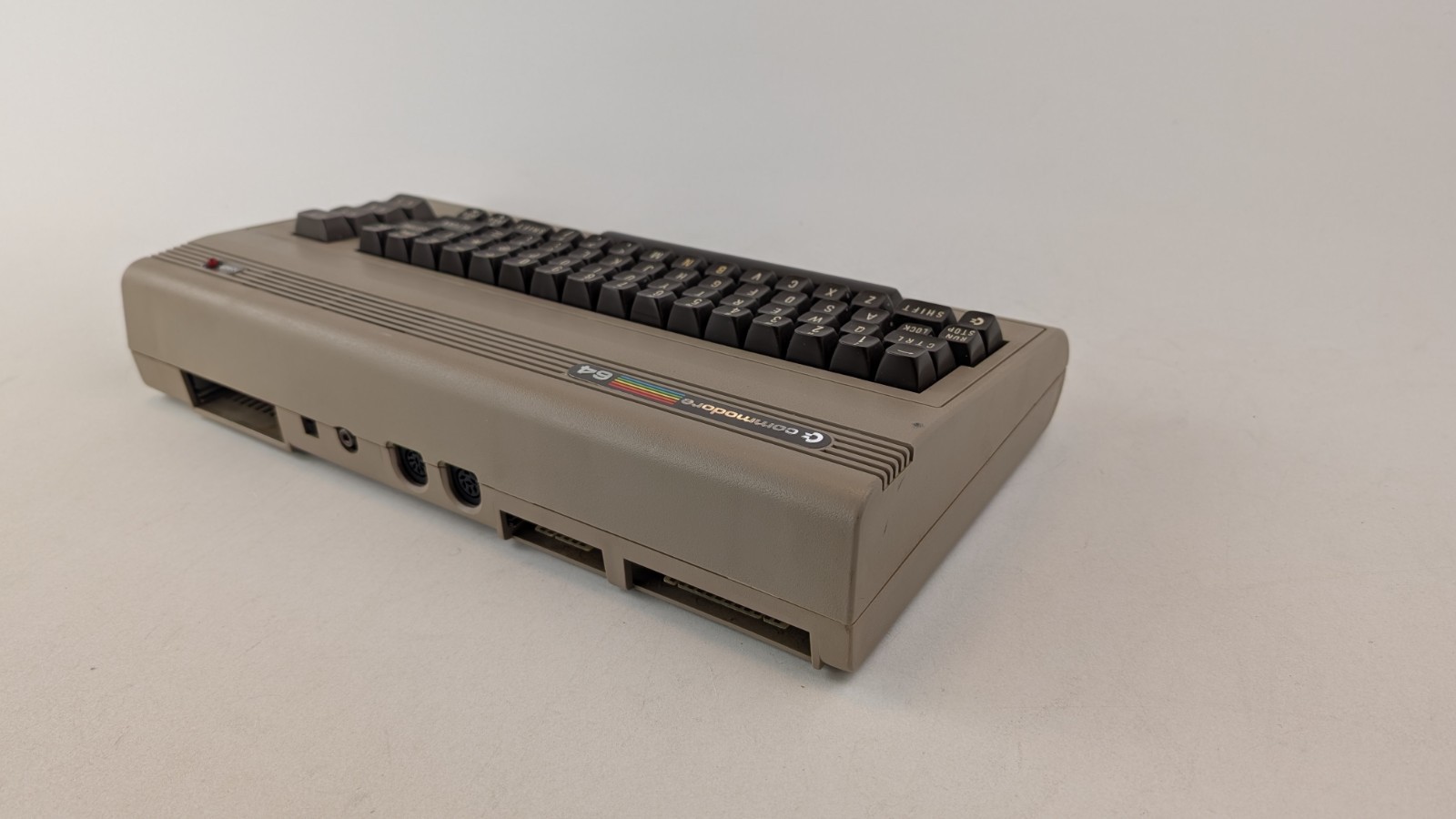 Commodore 64 Computer Console with Box, Boxed Accessories and More!! POWERS ON