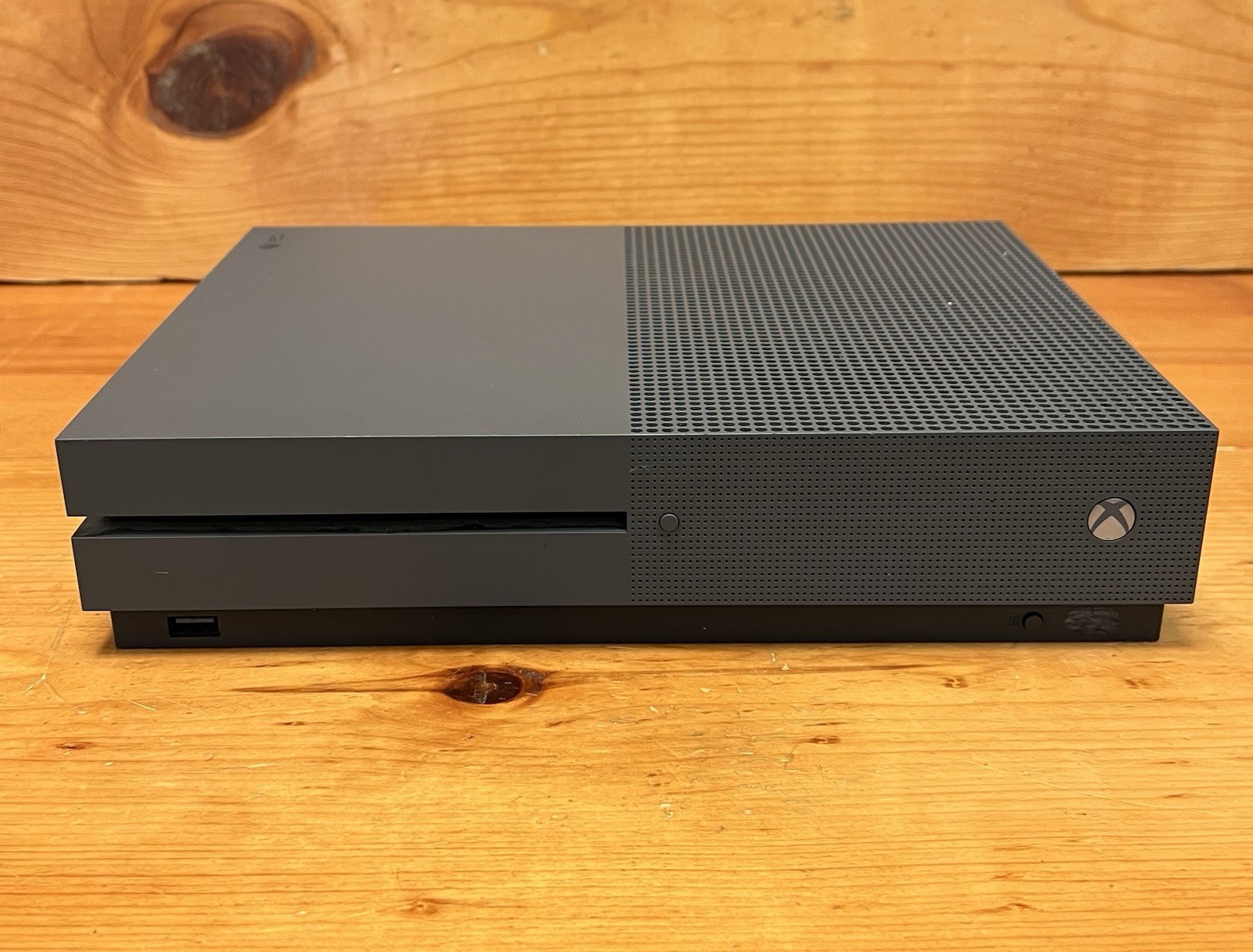 Microsoft Xbox One S 500GB Console Gaming System Gray 1681