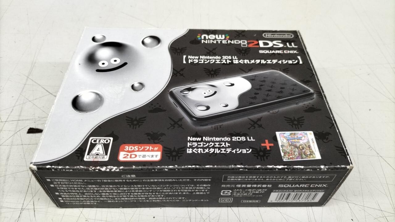 NINTENDO 2DS LL Dragon Quest XI Limited METAL SLIME Edition Hagure metal NTSC-J