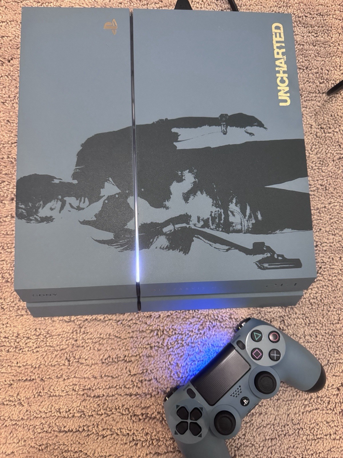 PS4 Uncharted 4: Limited Edition Console With Controller Low firmware 6.72 Rare