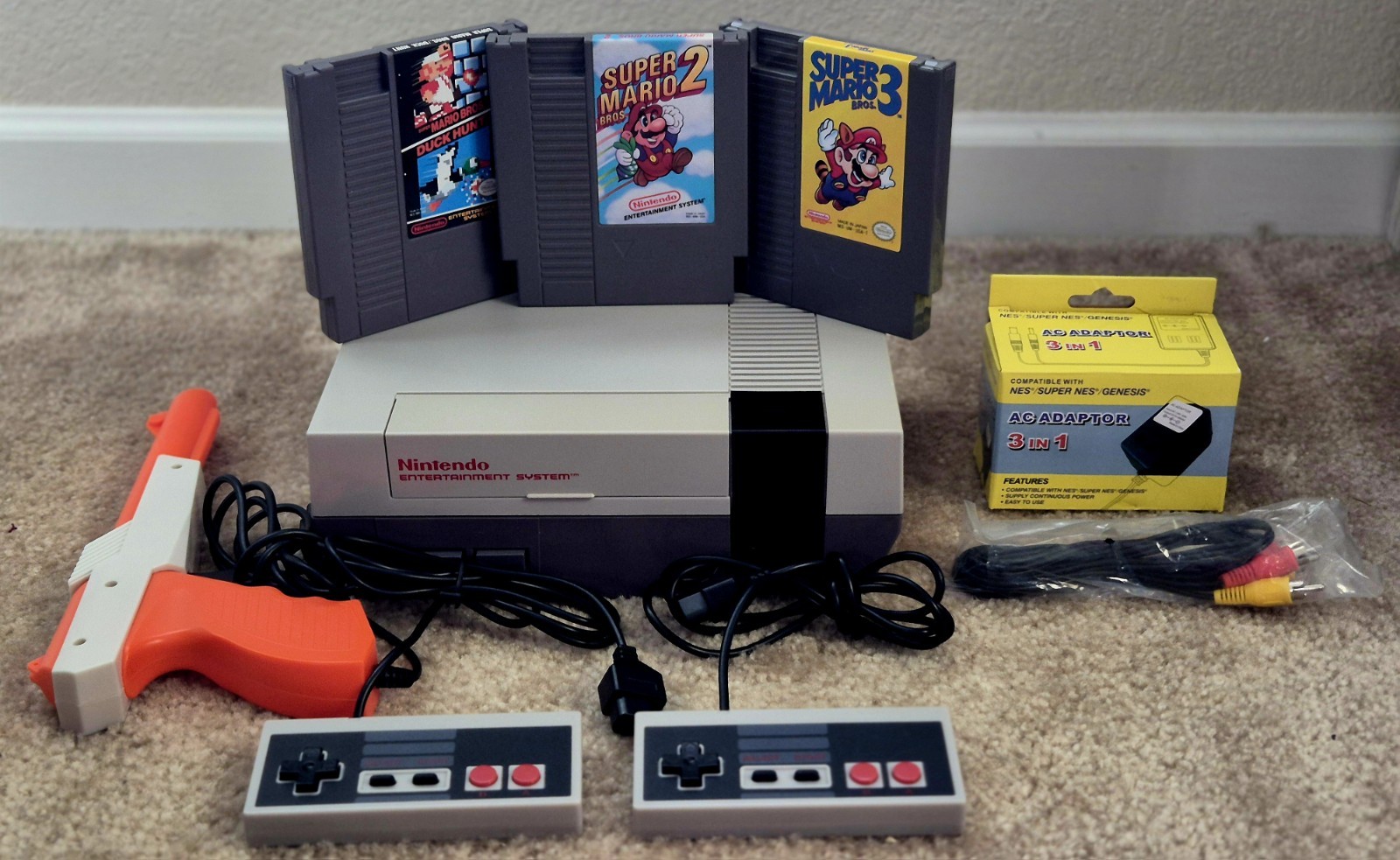 Original NES Nintendo Console Bundle-New 72 Pin, Cleaned Internally WORKS GREAT
