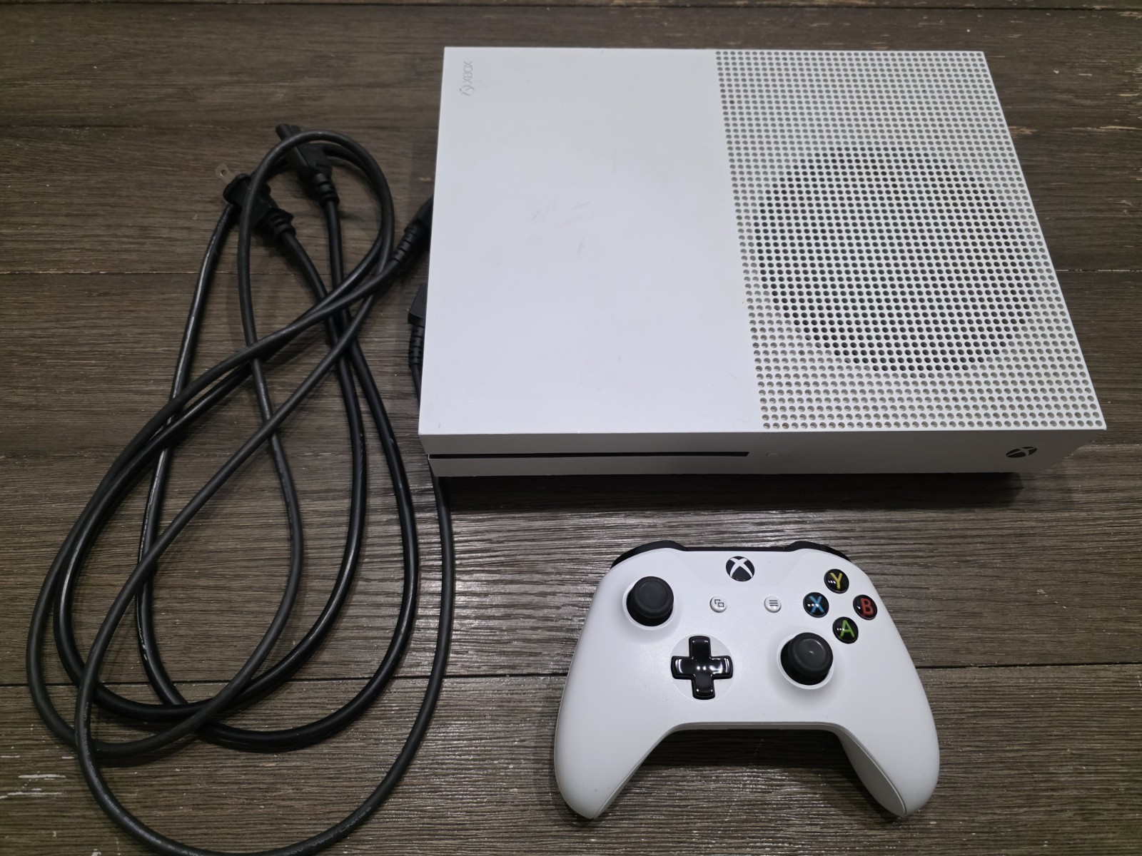 Xbox One S 1TB White Console With Controller