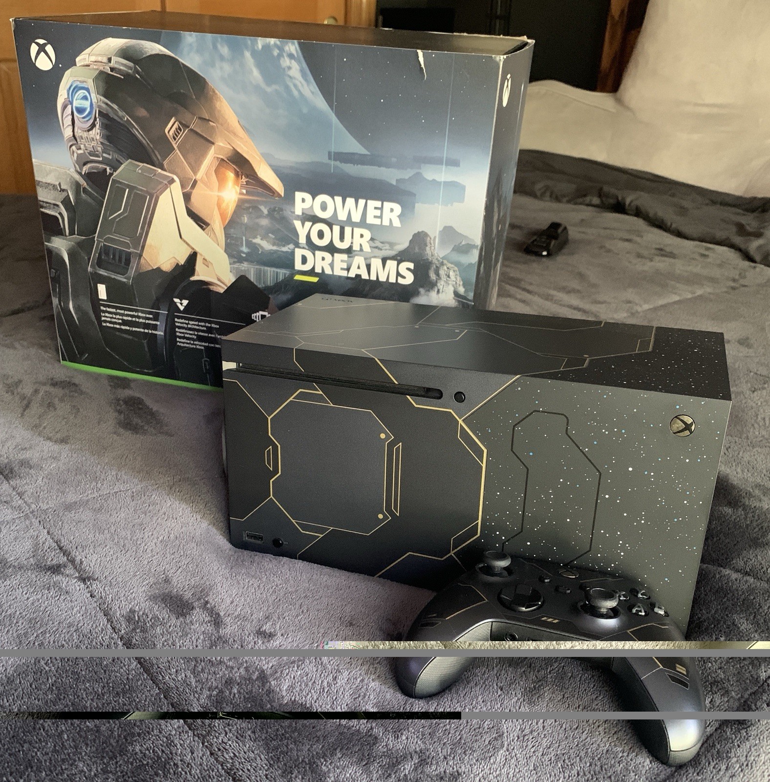 XBOX SERIES X LIMITED EDITION HALO INFINITE 1TB SSD