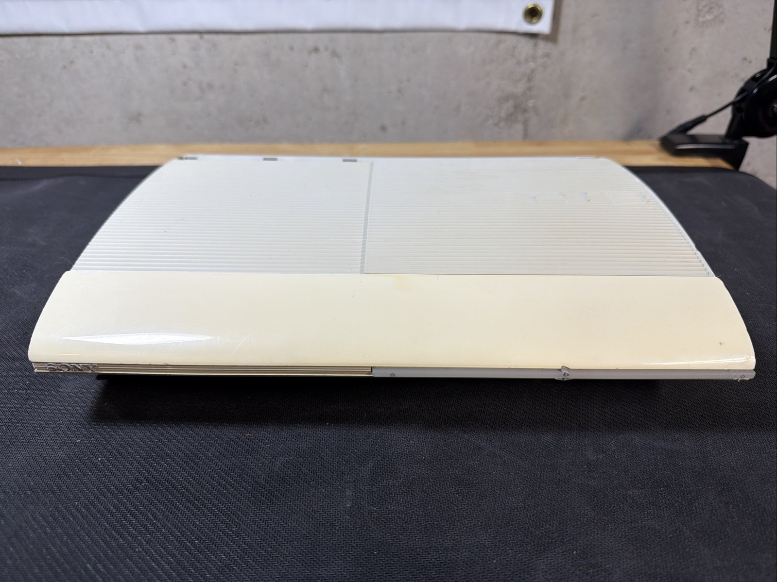 READ! PS3 CECH-4001C White Console for Parts or Repair FAST USA SHIP! Sony
