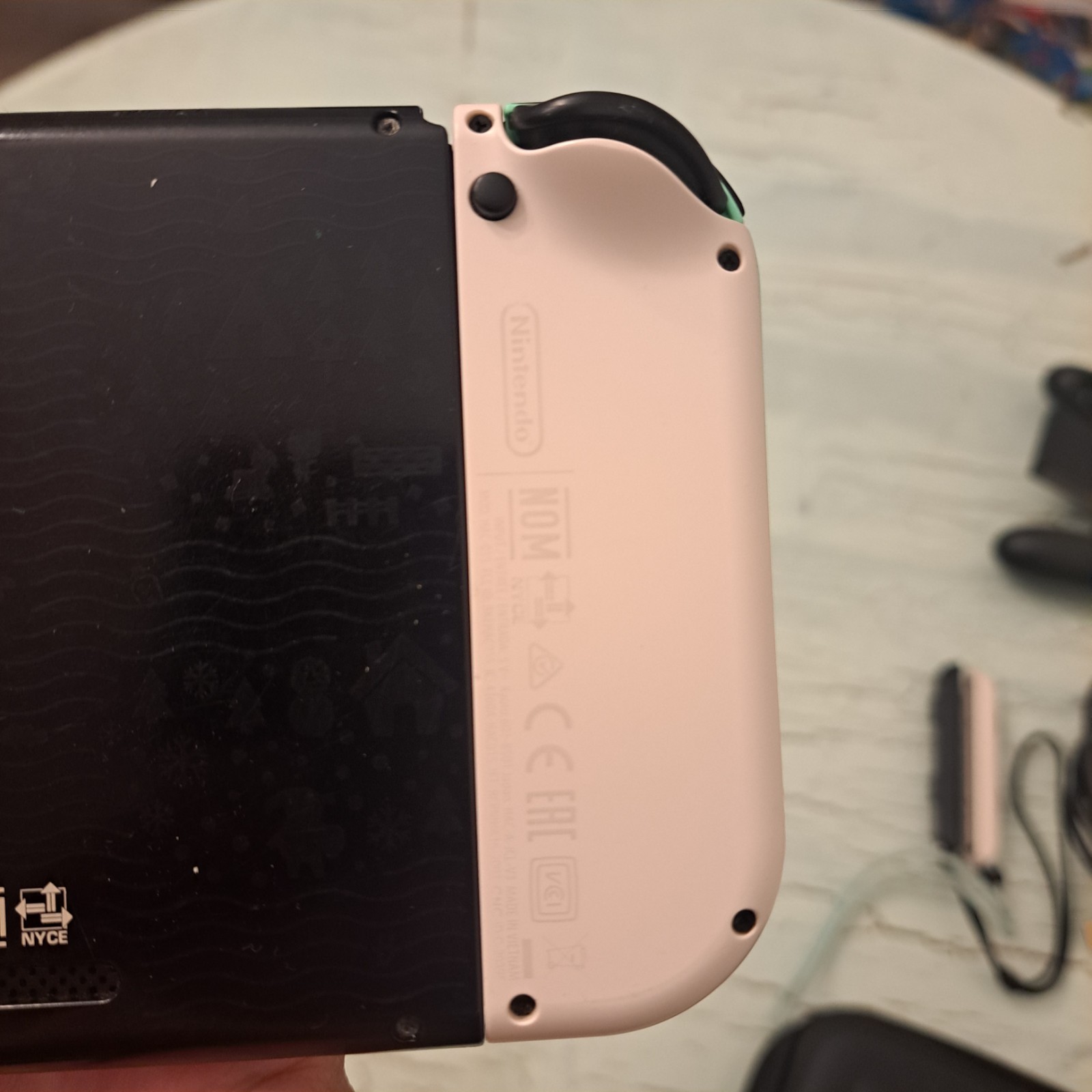 Nintendo Switch Animal Crossing Edition Console Bundle – Left Rail Charge Issue