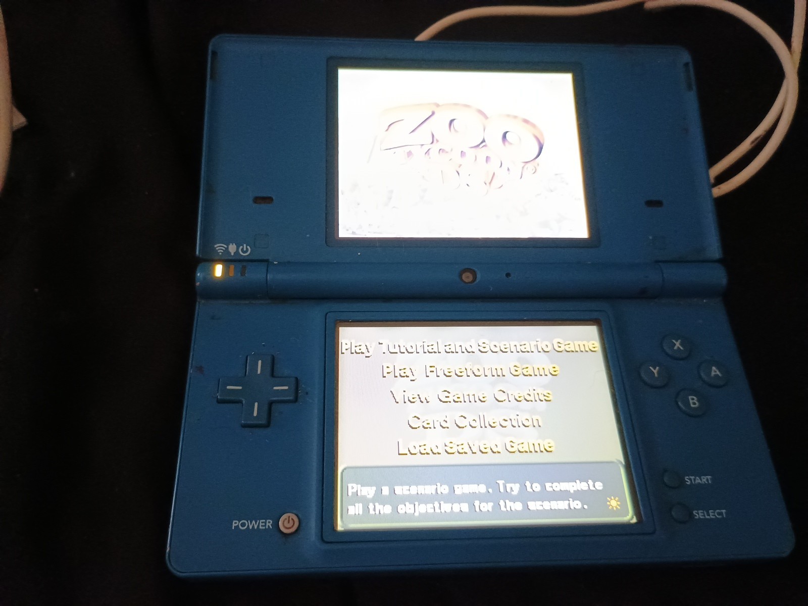 Nintendo DSi Console Blue TWL-001 USA w/ Charger Working