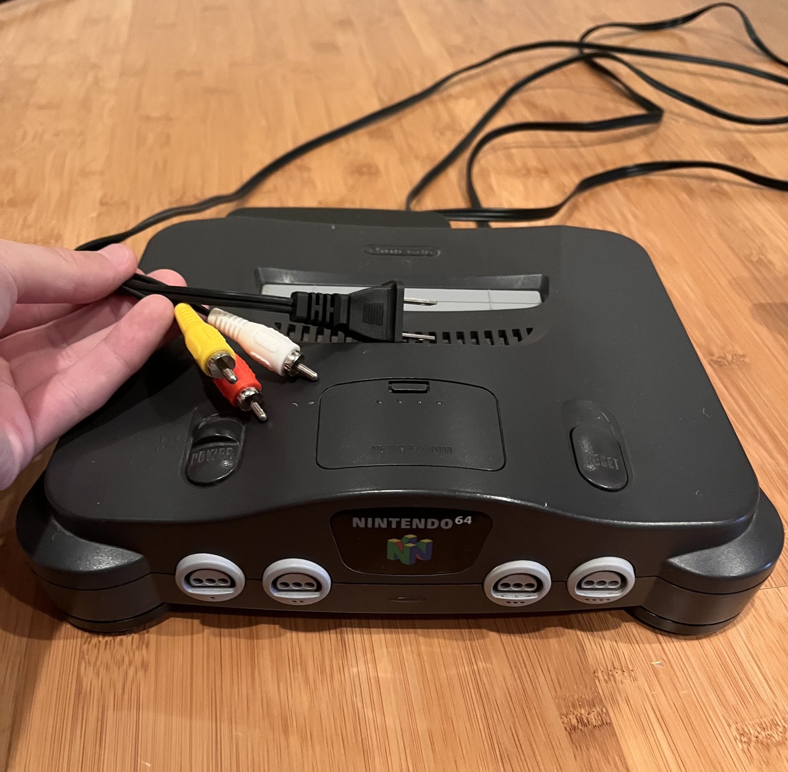 Nintendo 64 Console – 2 Controllers + Rumble, Transfer & Jumper Paks – See Below