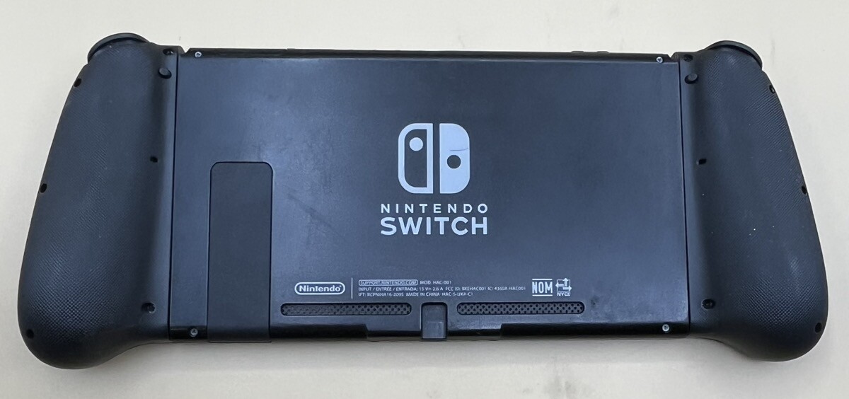 NINTENDO SWITCH HAC-001 HANDHELD CONSOLE W/ EXTRA CONTROLLER (NO DOC (MVP026044)