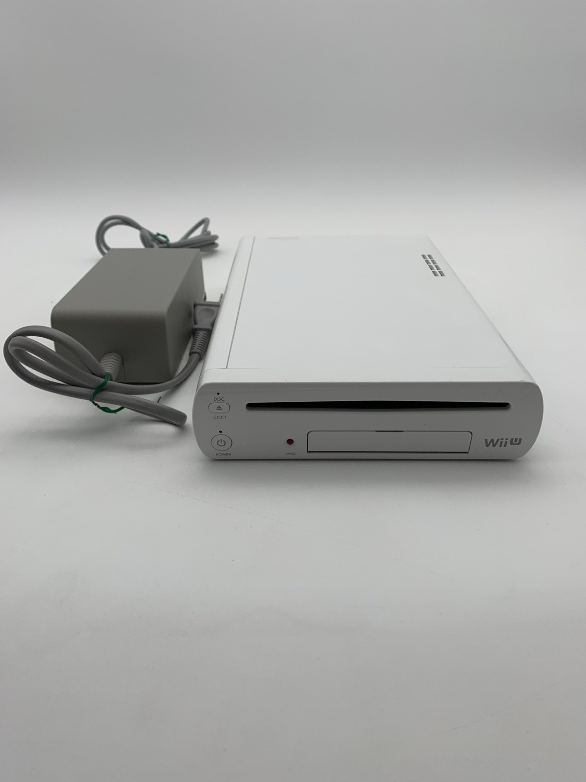 Wii U console white WUP-101(01) power-on confirmed 0612-203