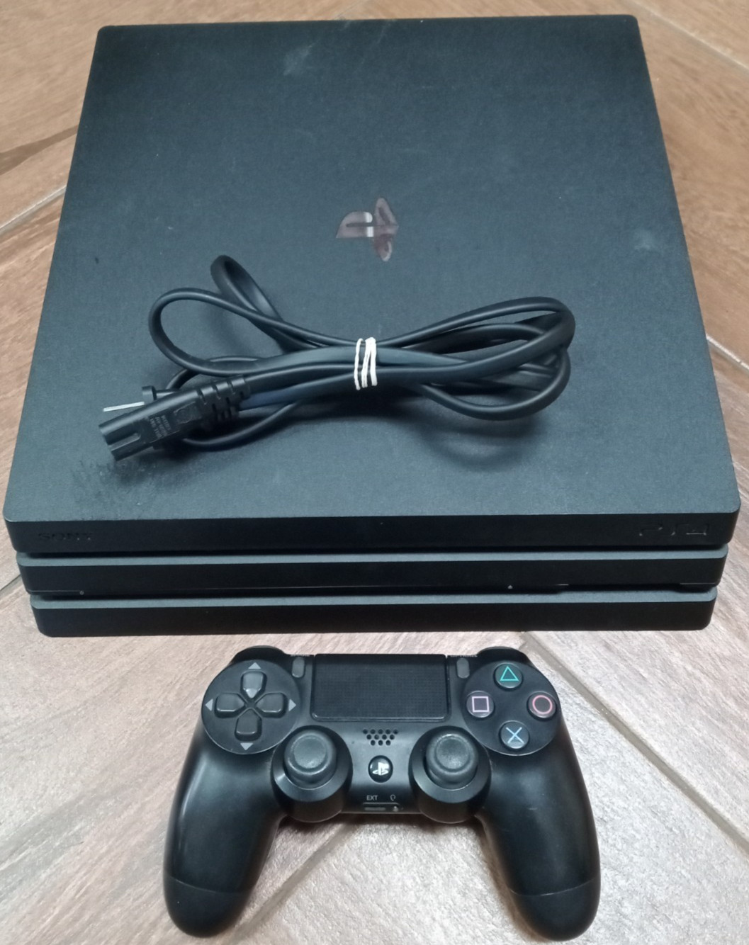 (MA2) Sony PlayStation 4 Pro 1TB CUH-7215B Console – Black