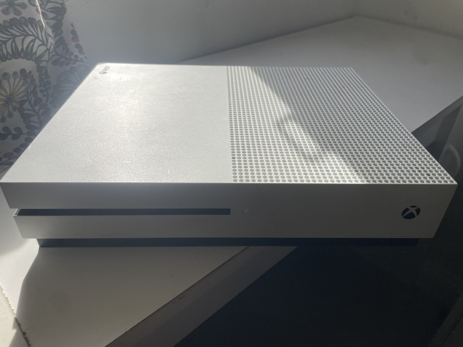 Microsoft Xbox One S