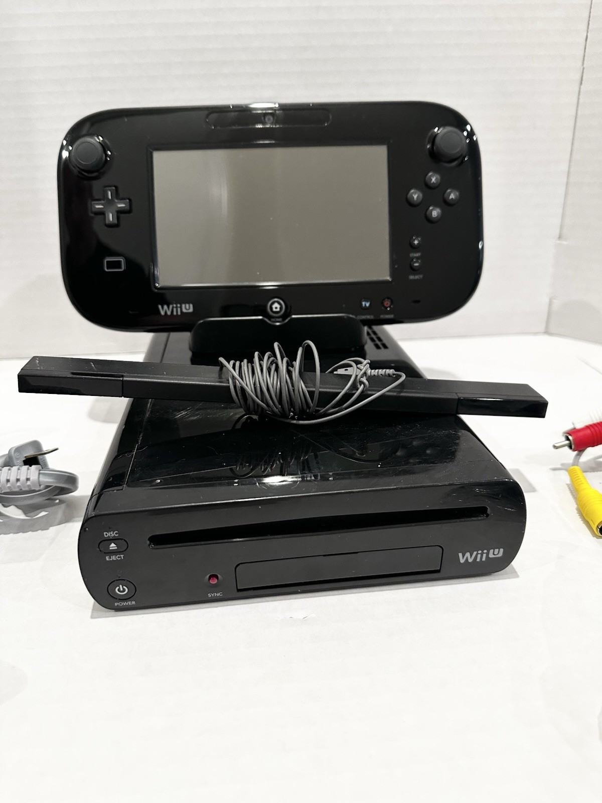 Nintendo Wii U Console Bundle GamePad HDMI OEM Cables Mario Maker Splatoon