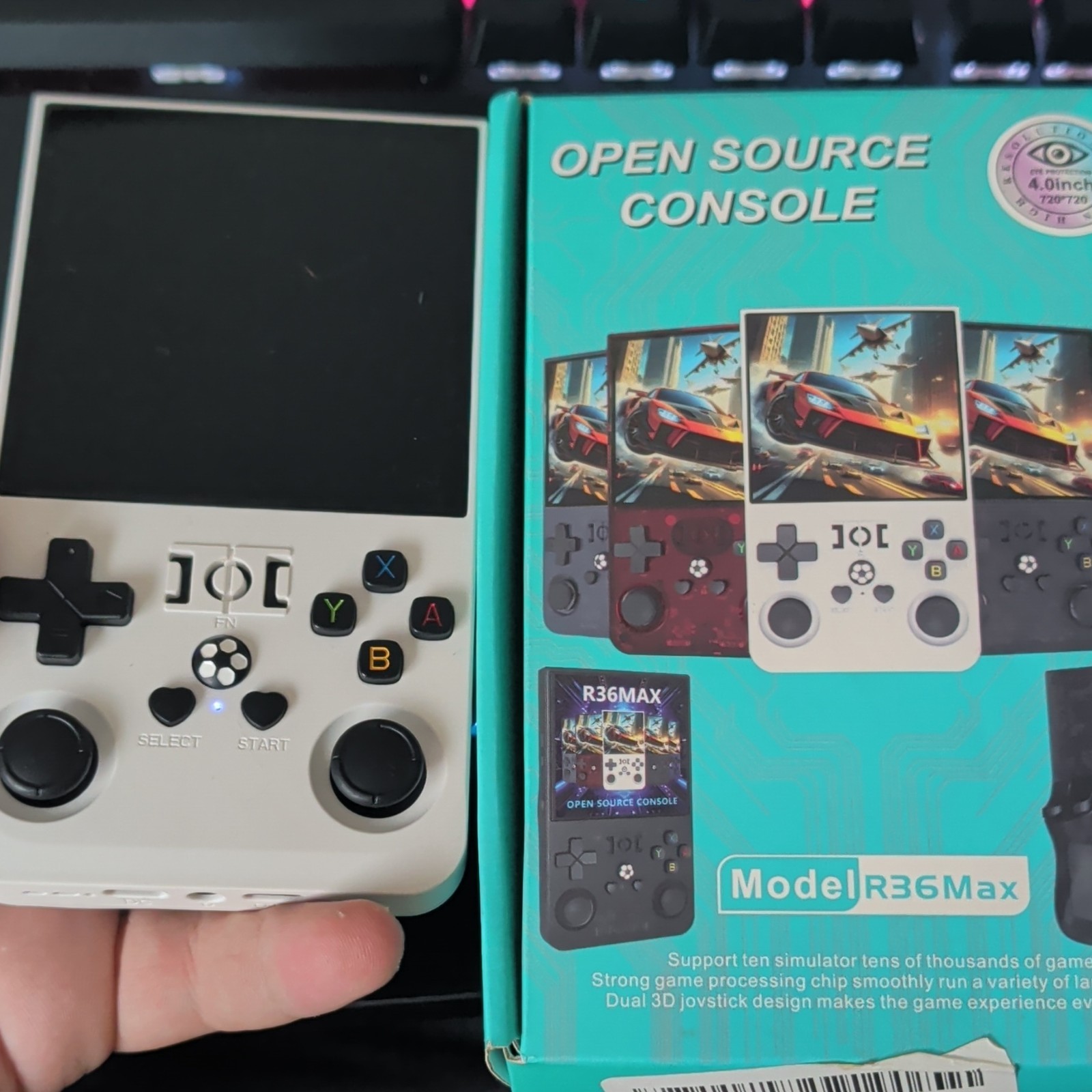 R36 Max Handheld Game Console 720×720 USB-C Rechargeable