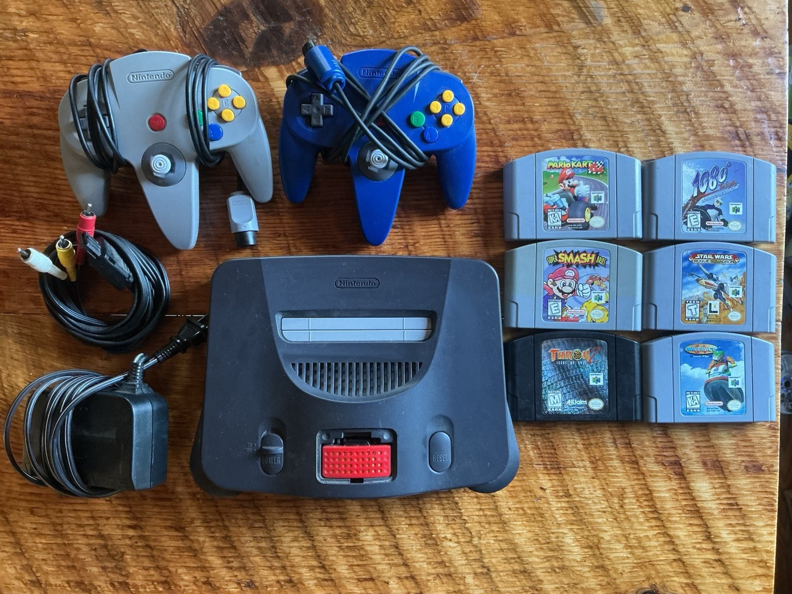 Nintendo 64 N64 Console Bundle 2 Controllers 6 Games Authentic Tested & working