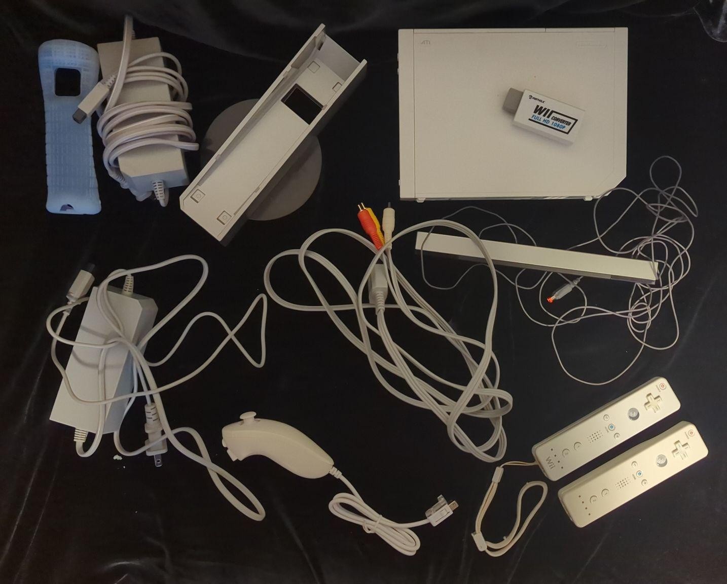 Wii RVL-001 w/ Mount, Sensor Bar, x2 PSUs, AV Cable & HDMI Adapter, Remote