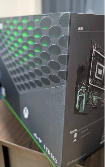 Microsoft Xbox Series X 1TB SSD Console 4K UHD | Fast Shipping from Japan