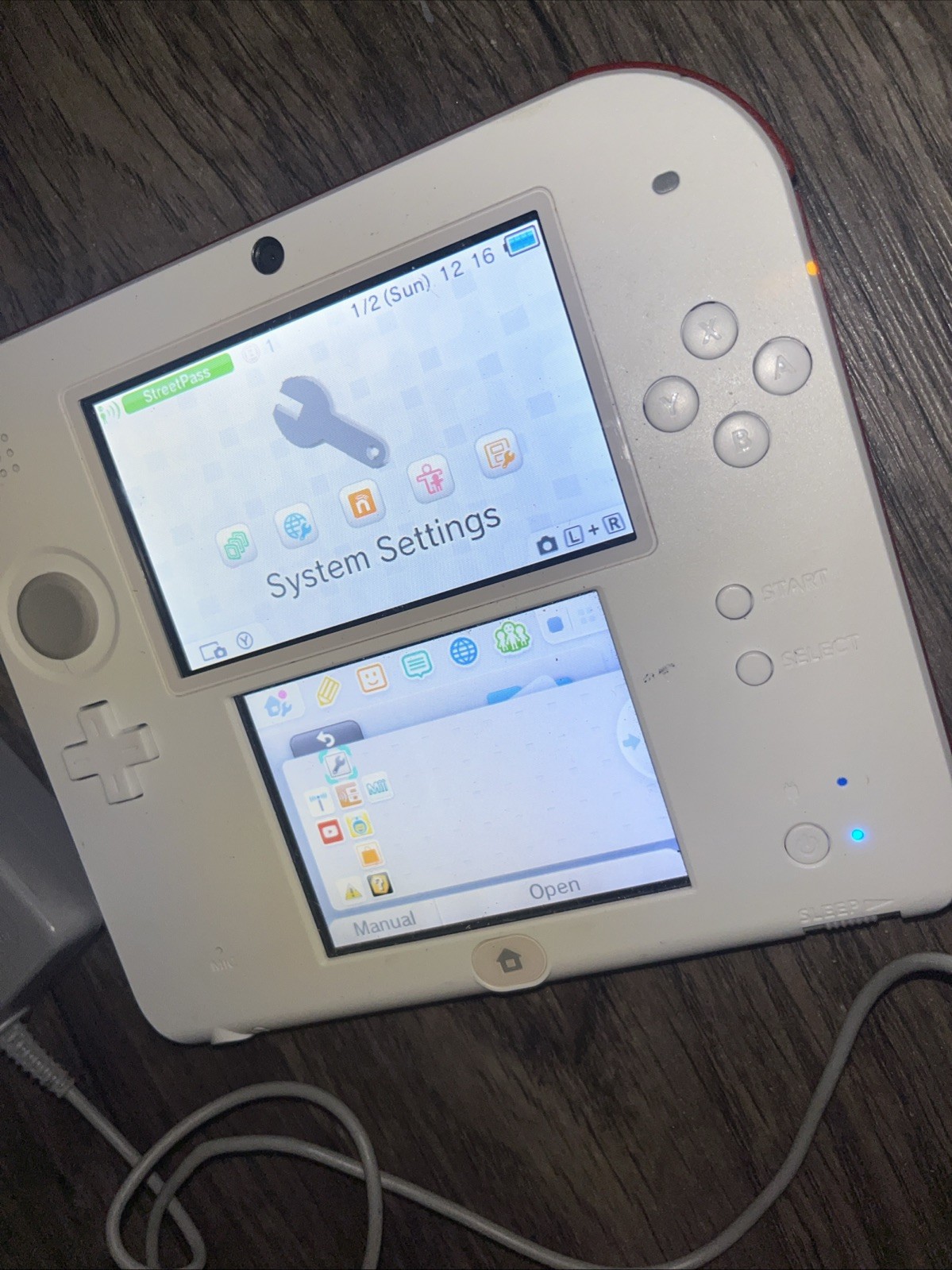 Nintendo 2DS Handheld System Scarlet Red/White, No Stylus, Tested Working