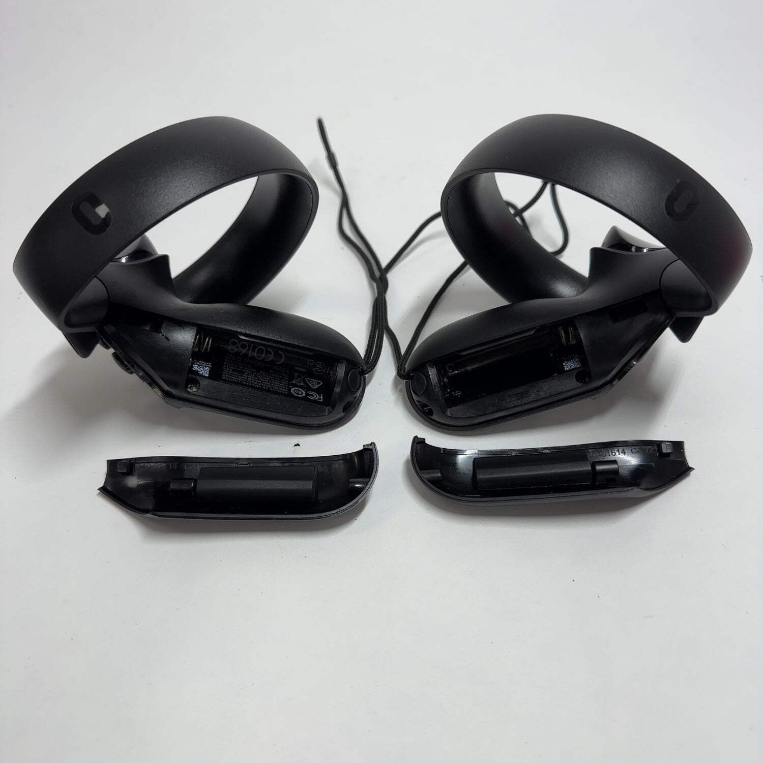 Broken Oculus Rift (CV1) Standalone All-in-One VR Headset HM-A