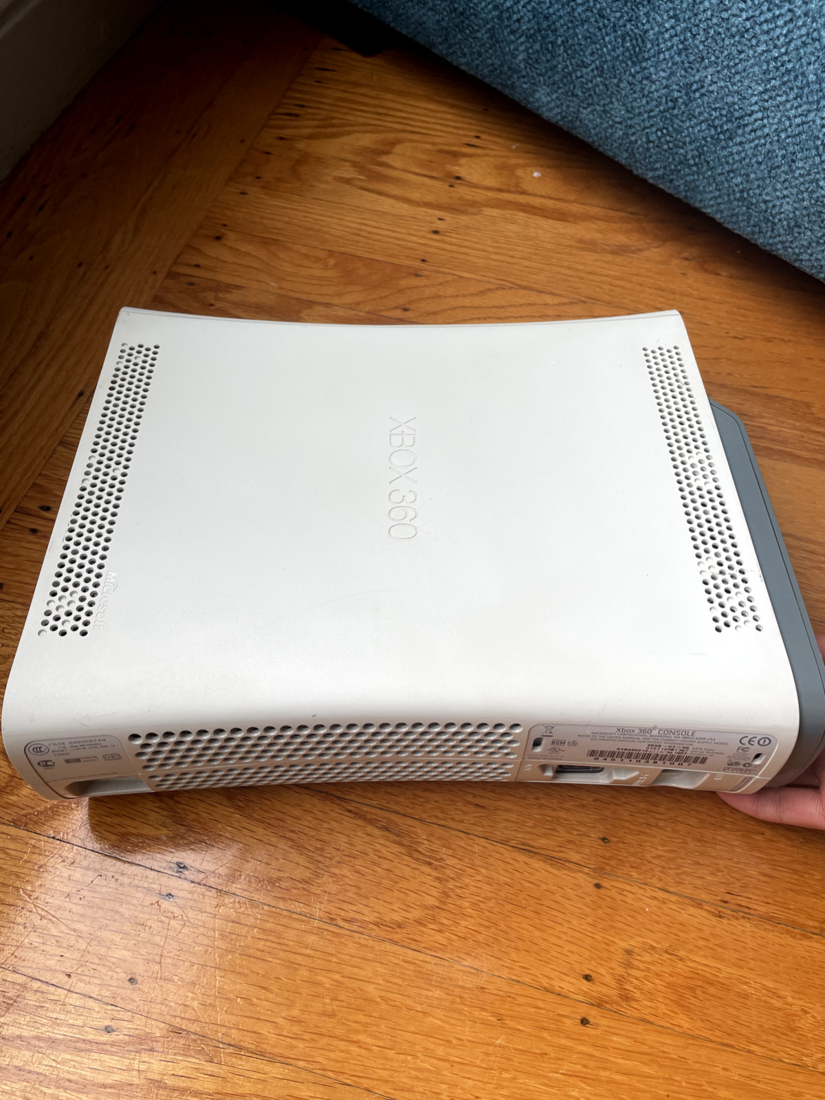 Microsoft Xbox 360 Pro 60GB Hard drive with RCA + component HD AV cable HDD