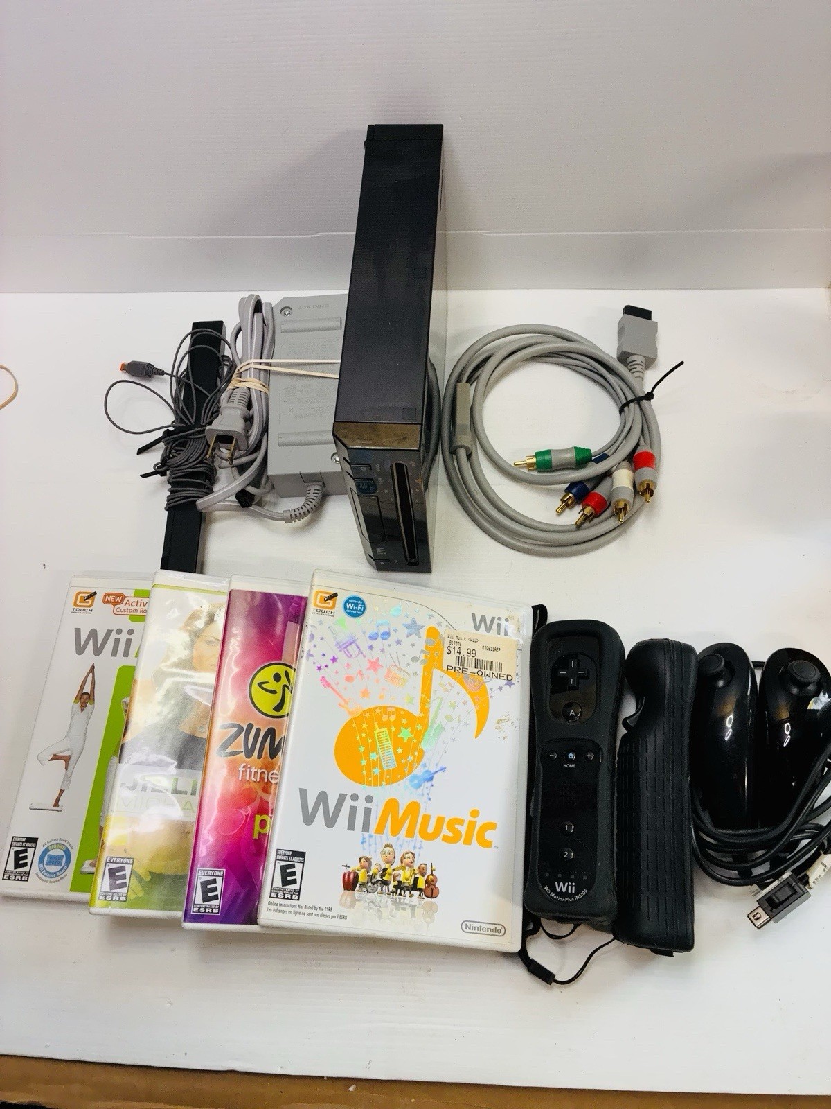 Nintendo Wii Console Bundle 4 Games Motion Plus Nunchuks Cords Tested Works