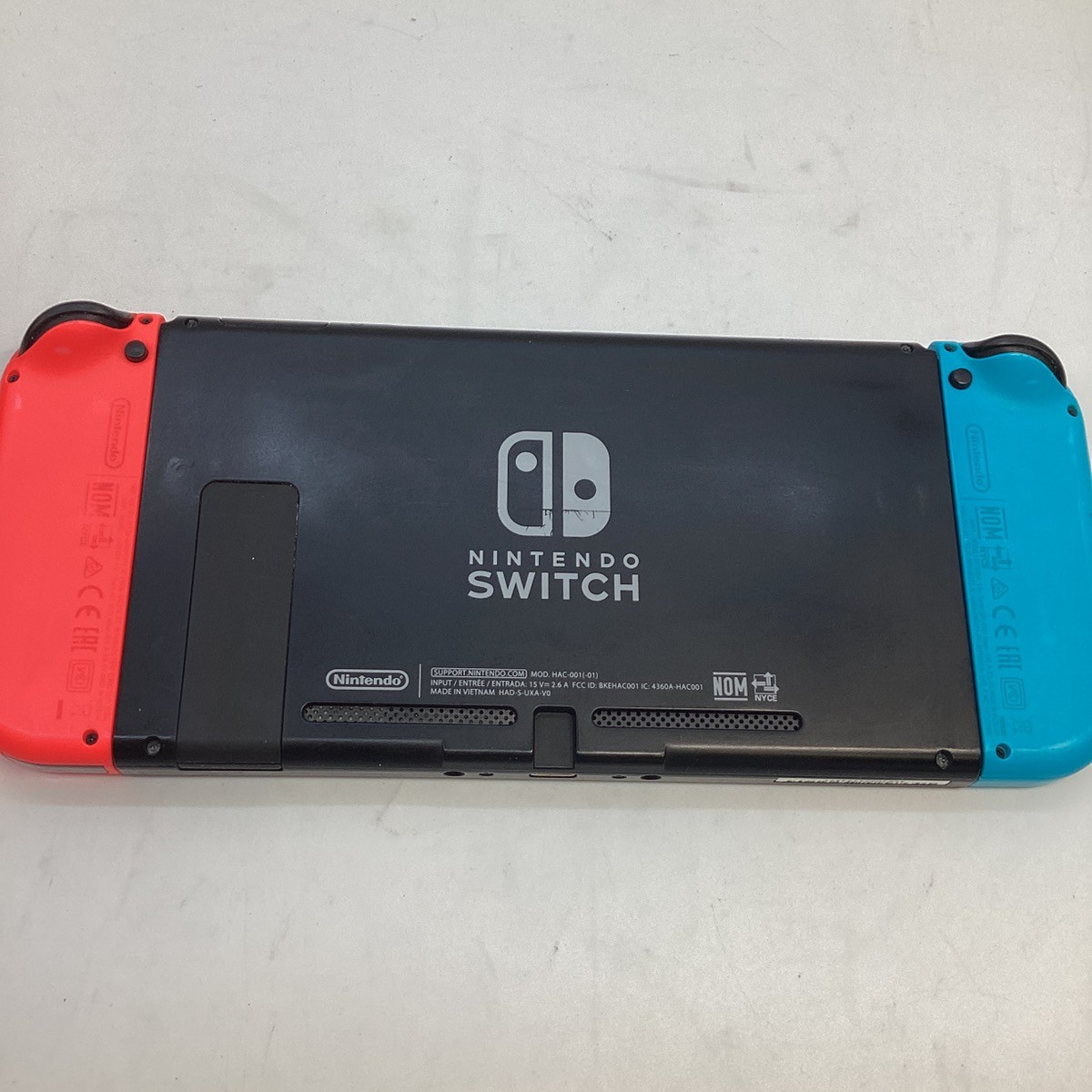 Nintendo Switch Console 32GB Neon Red & Neon Blue Joy-Cons Tested (GO1068897)
