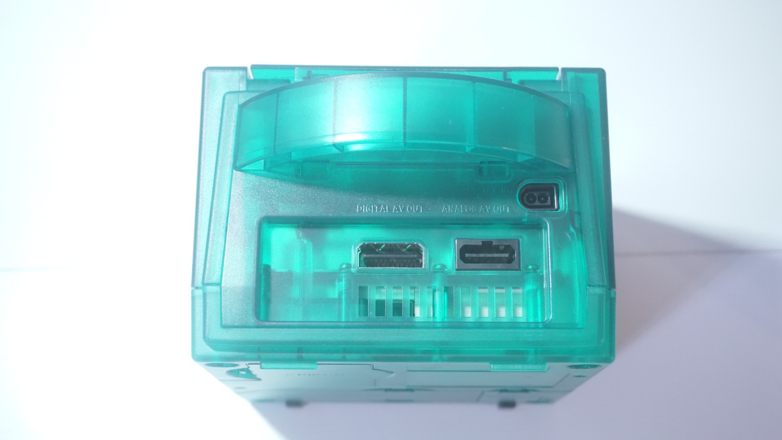 Clear Emerald Green Nintendo GameCube DOL-001 (USA) with Green LED & Controller