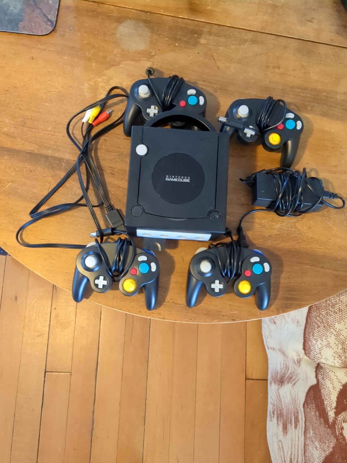 Nintendo GameCube Console NGC Console Various Colors + Controller + Wires Bundle