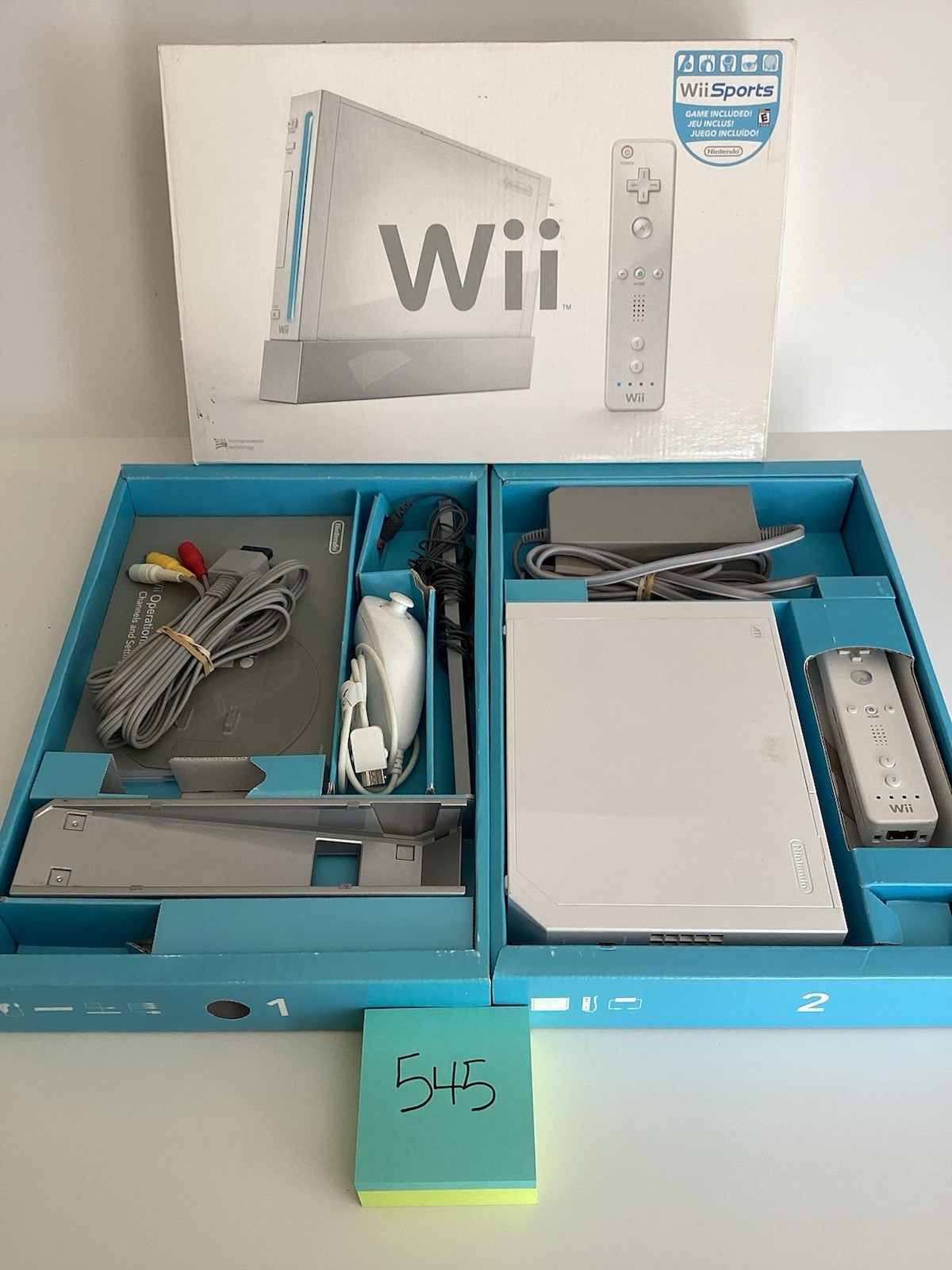 BOXED Nintendo Wii Video Game System RVL-001 Console Bundle Retro CIB Complete