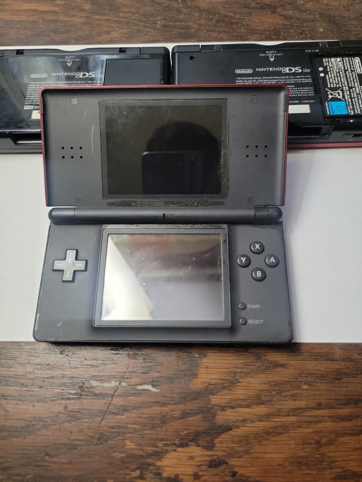 Nintendo DS Lite Handheld System Lot (3) 1 WORKS 2 PARTS READ