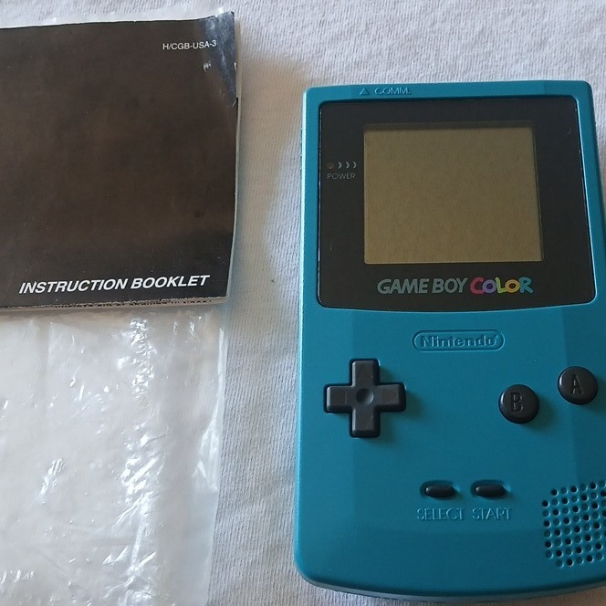 Nintendo Game Boy Color Blue Handheld System CGB-001 Color Screen Headphone
