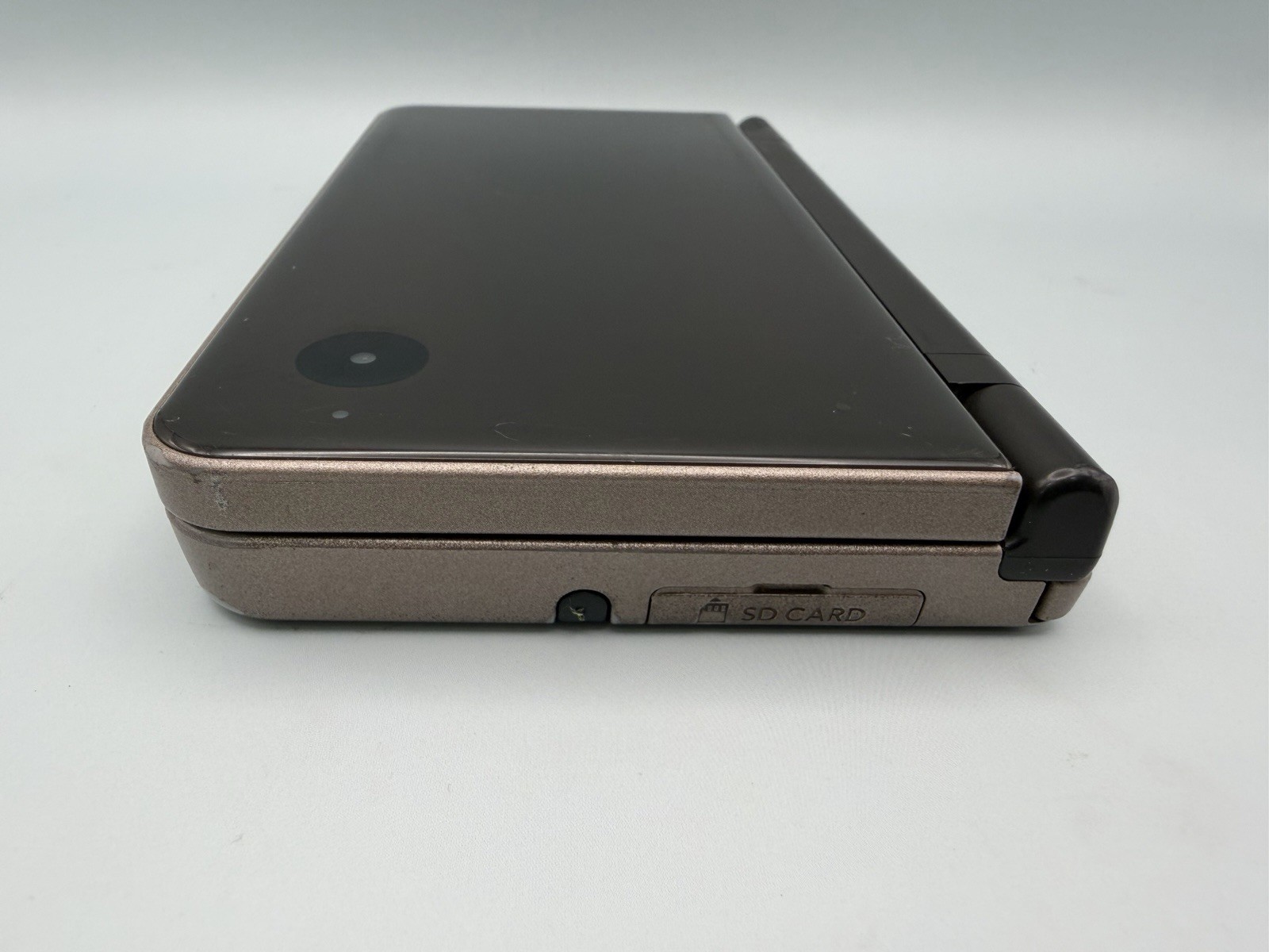 Nintendo DSi LL Handheld Console – Bronze – Clean, Tested/Working, with charger