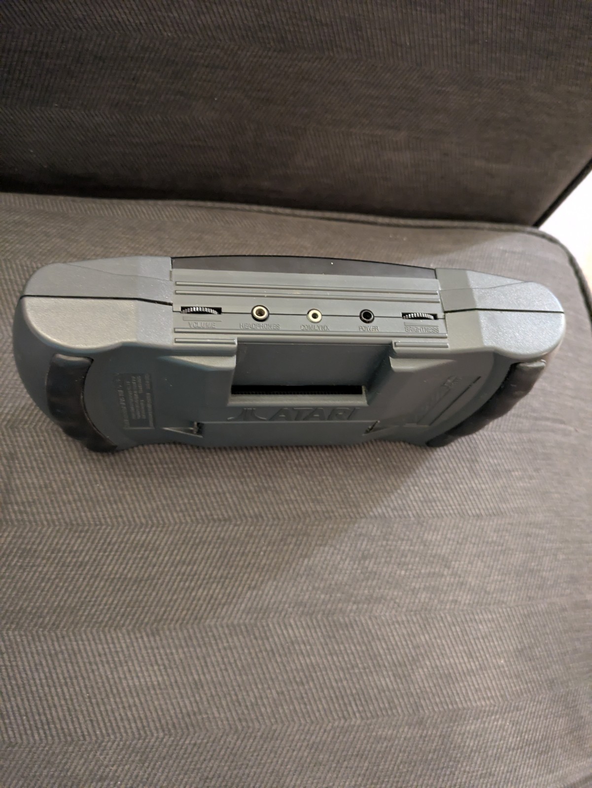 Atari Lynx 2 II Handheld System – For Parts /Repair. Not Working.