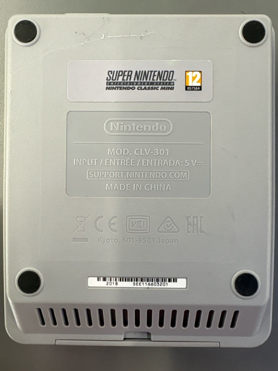 Nintendo Classic Mini Super Famicom SFC 21 games bulit in CLV-301 (PD3048540)
