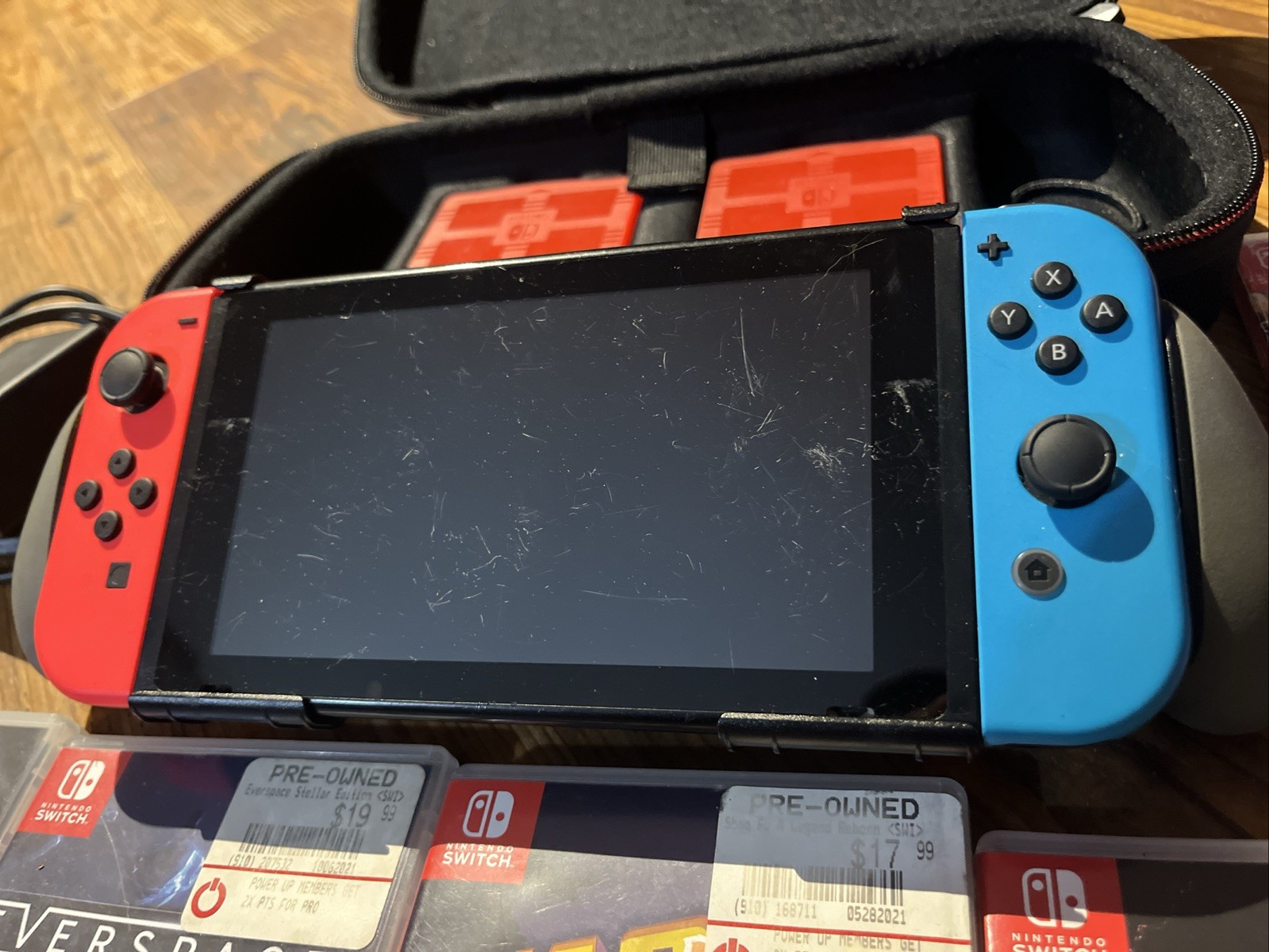 Nintendo Switch V1 HAC-001 Bundle Controllers Dock Cords