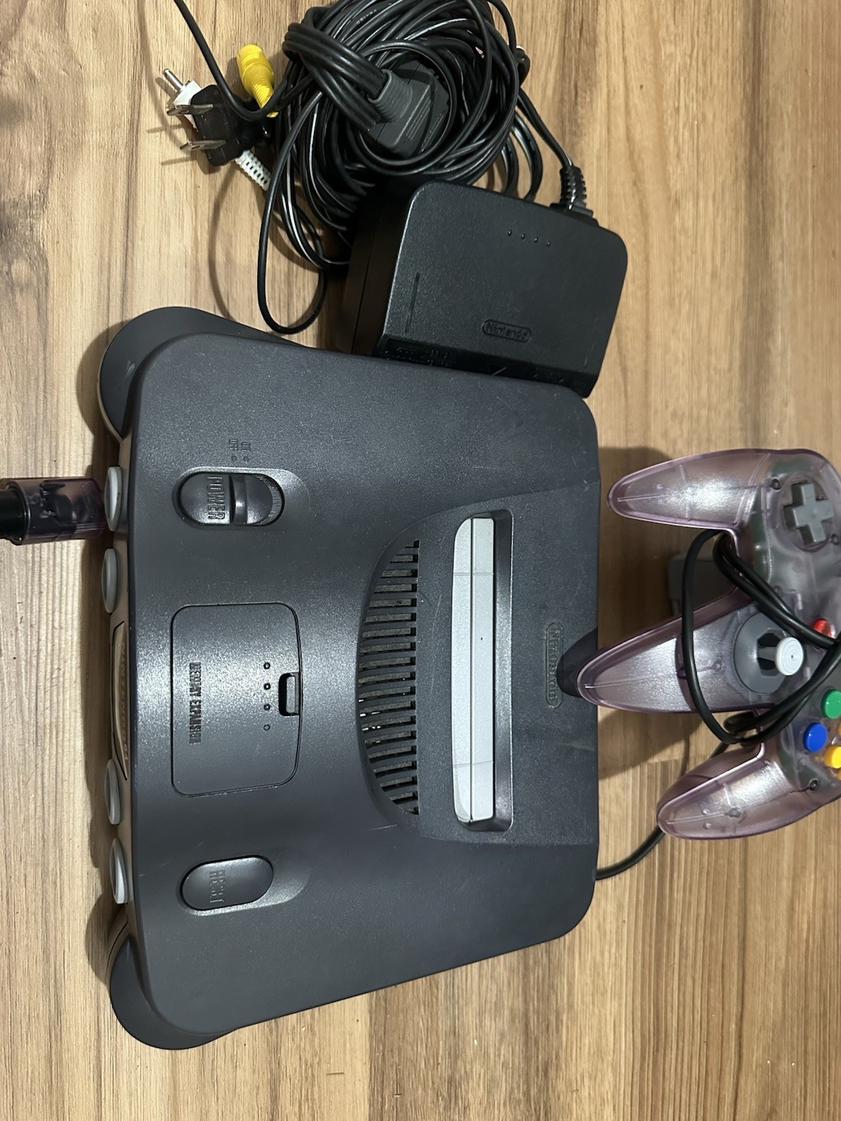 Nintendo 64 Gray Console Bundle NTSC-U/C w/ Controller Power Supply AV Cable