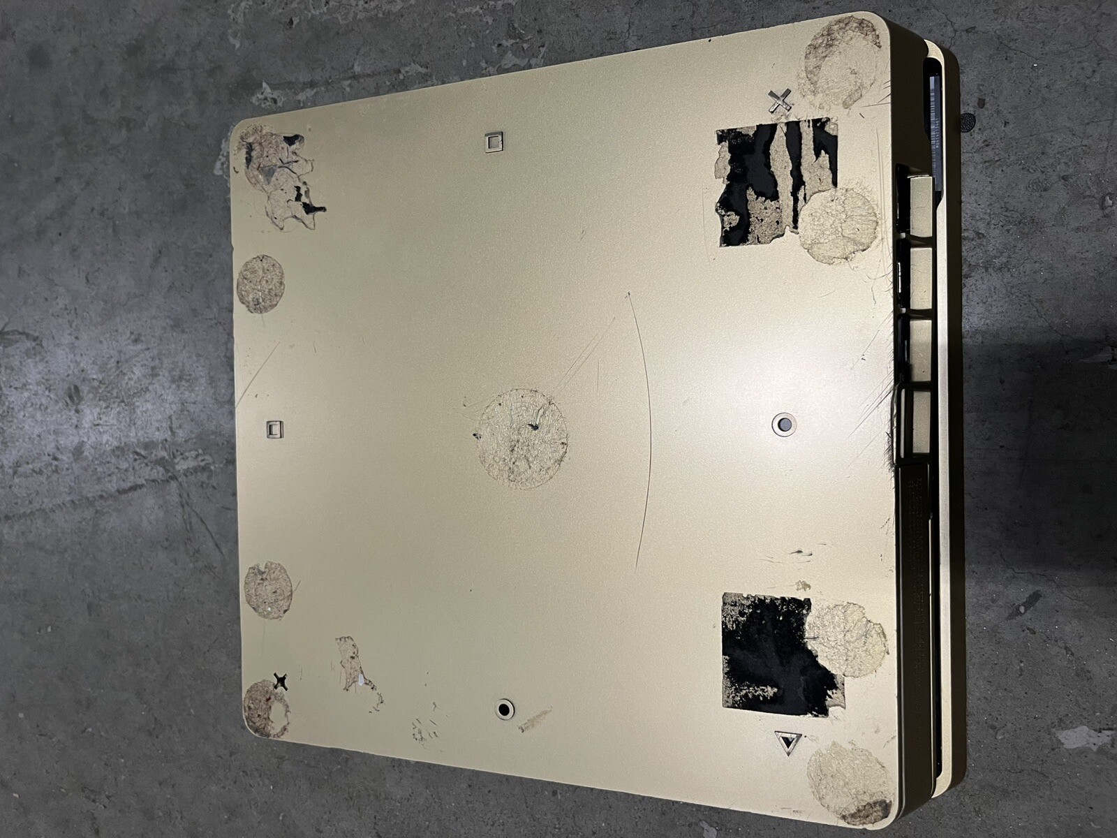 10.50 FIRMWARE Sony PlayStation 4 Slim PS4 1TB Gold Console CUH-2015B