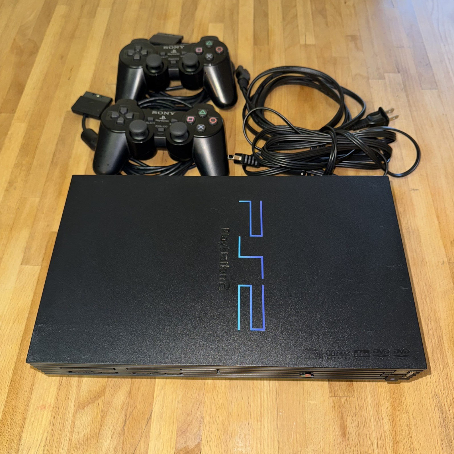 Sony PlayStation 2 PS2 Fat SCPH-50001 Tested + Two Controllers and Memory Card
