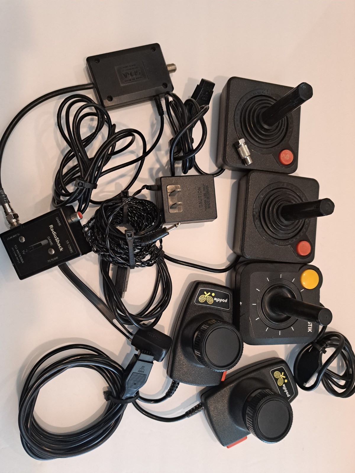Atari 2600 Darth Vader Bundle: Console, 2 Joysticks Wires 40 Games. Plus More.