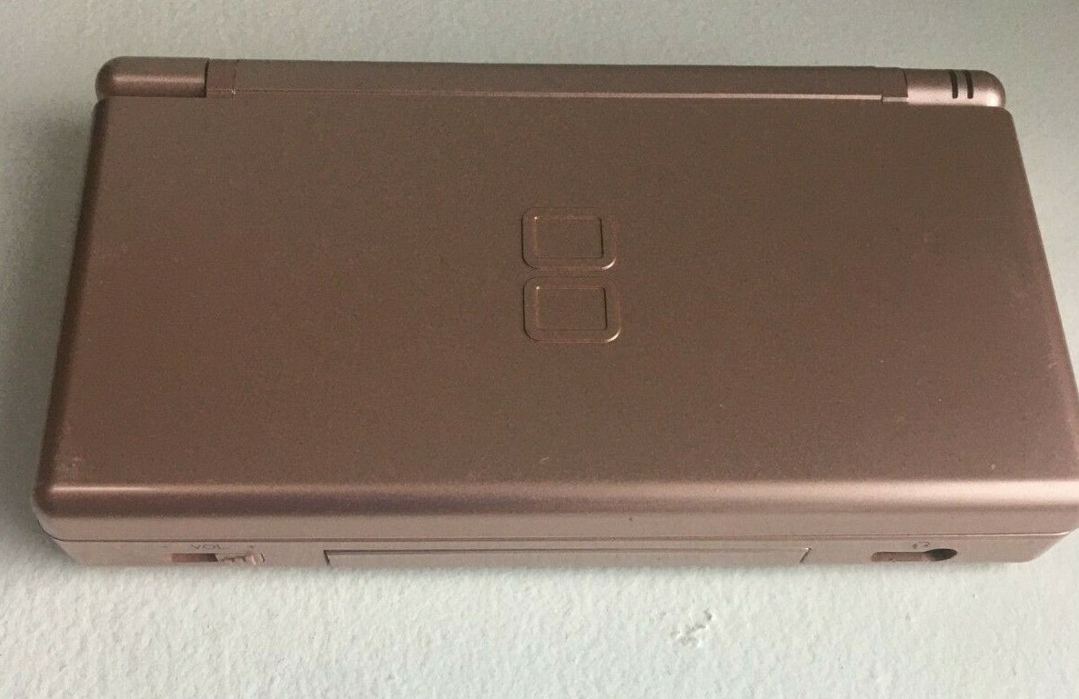Nintendo DS Lite with AC Charger USG-001- Metallic Rose – GOOD CONDITION