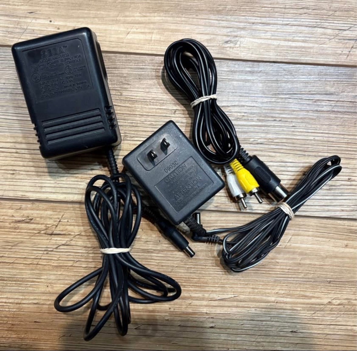 Sega Genesis Model 2, Sega CD Model 2 Console Bundle Cords 2 Oem Controllers