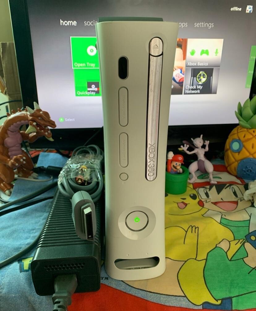 Microsoft XBox 360 Pro Video Game Console Gaming System w/Wireless Controller