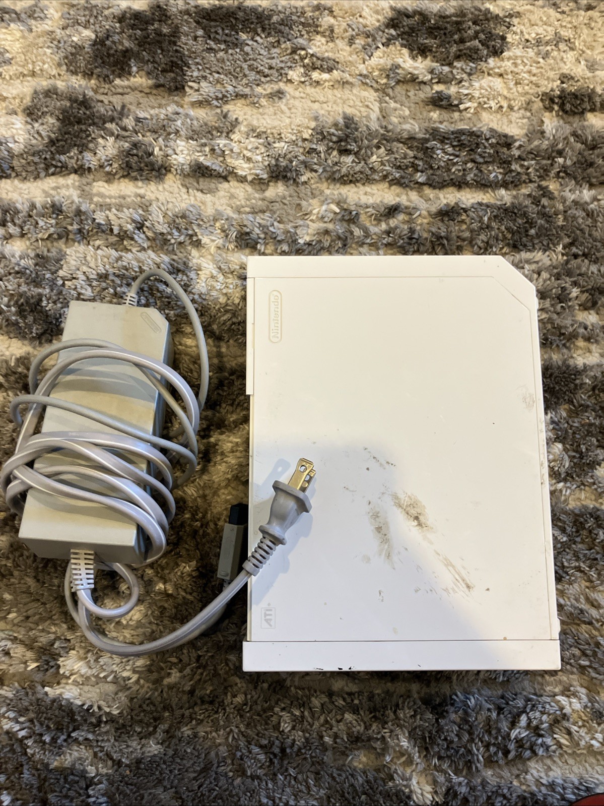 Nintendo Wii Console RVL-101 White – Unit Only – Turns On For Parts or Repair