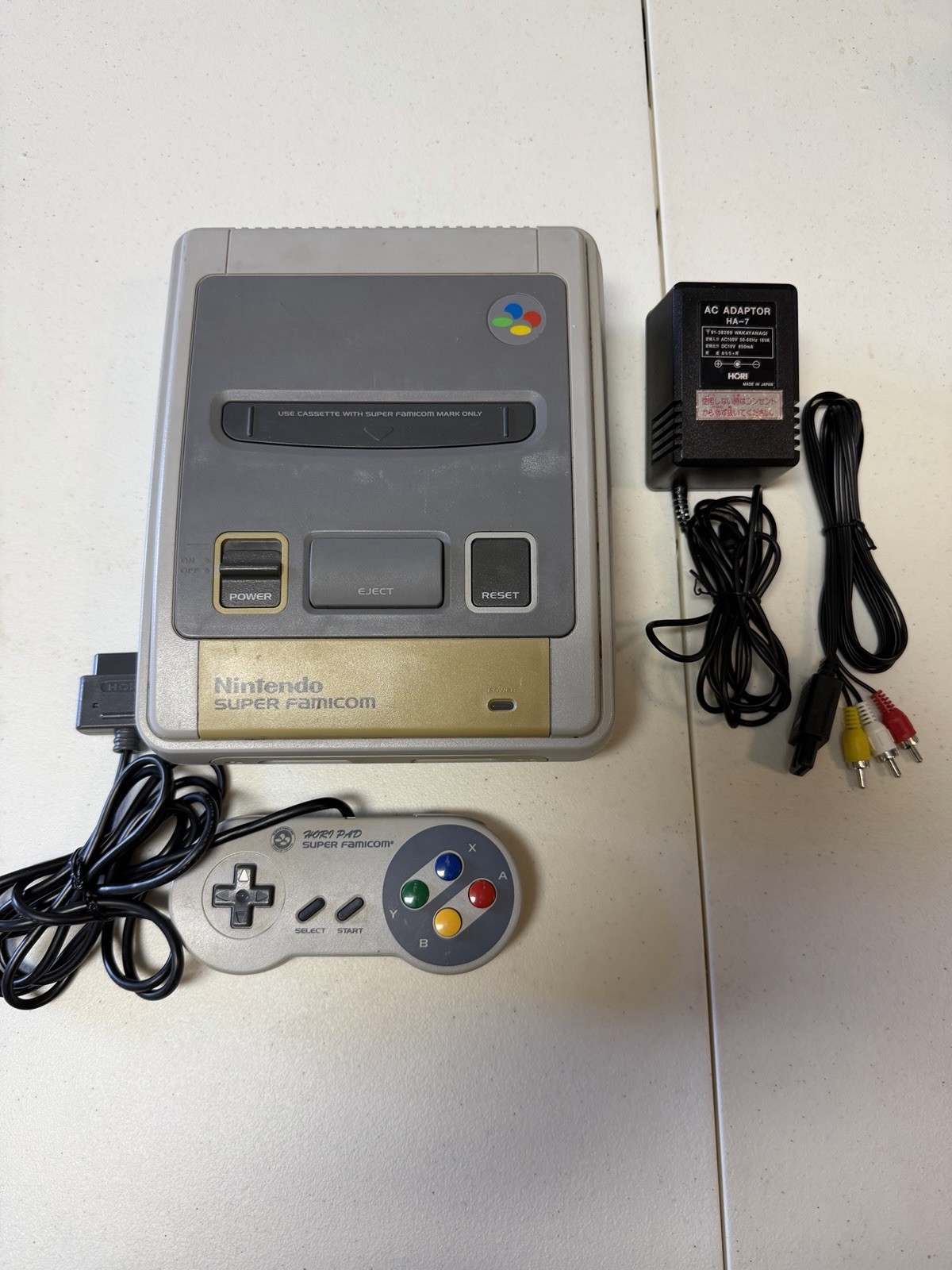 Nintendo Super Famicom Console + HORI Controller and AC Adapter, S22770904