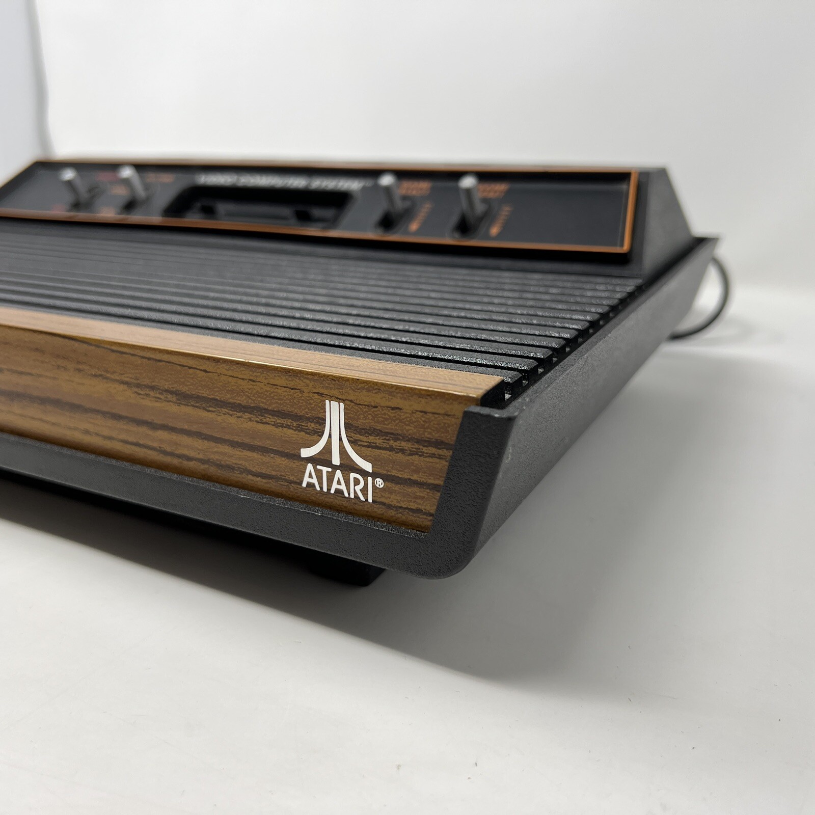 Vintage Atari CX-2600A Video Game Console Joystick Paddles, Power Original Box