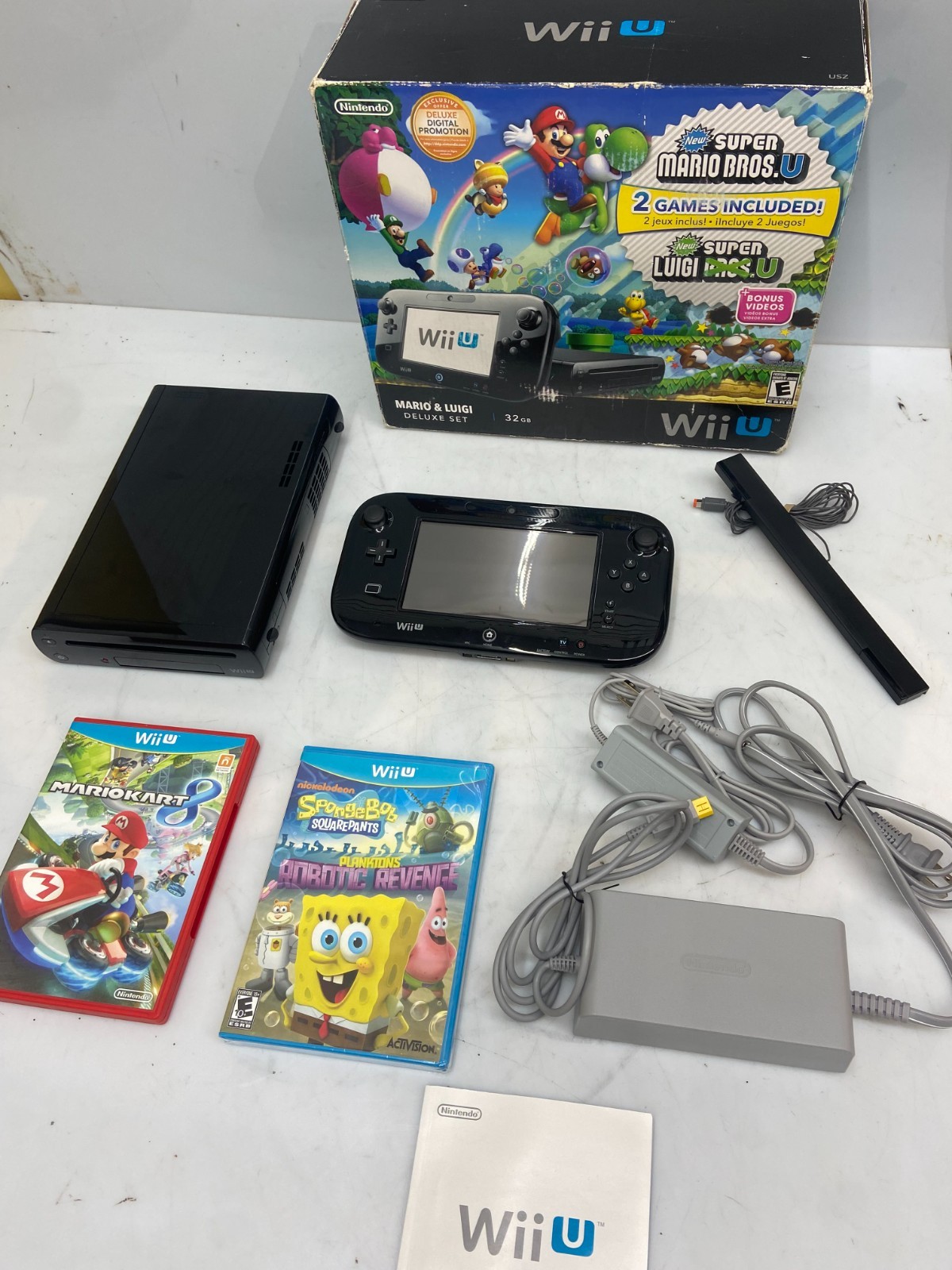 WII U VIDEO GAME CONSOLE 32GB W /GAMEPAD CABLES / WORKING W/ 2 GAMES